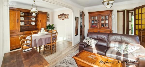 Maison de plain-pied T4, 89 m2 , avec jardin proche école collège et centre-ville ! 🌟