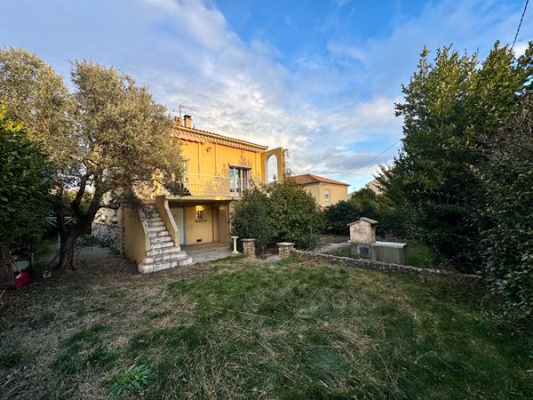 Maison Nimes 4 pièce(s) 92 m2