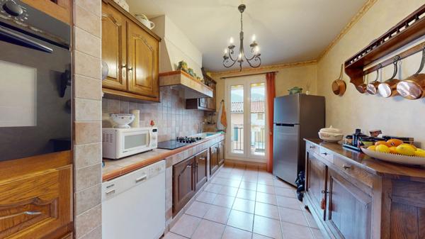 Maison Quillan 4 pièce(s) 158.23 m2