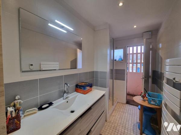 Appartement de type 3 proche des commerces