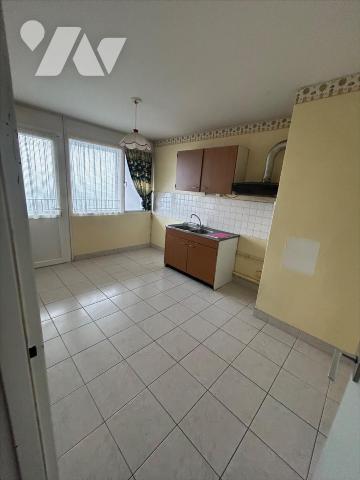 Lorient Hyper Centre , bel appartement T3( balcon -ascenseur)