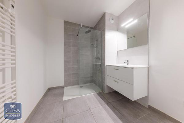 Appartement à vendre 4 pièces 81m²