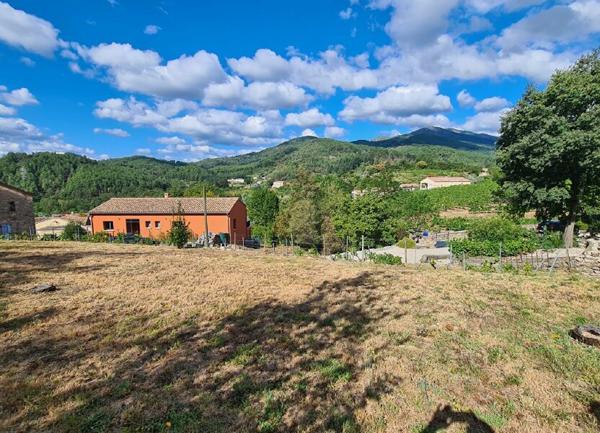 Terrain à vendre    Rocher