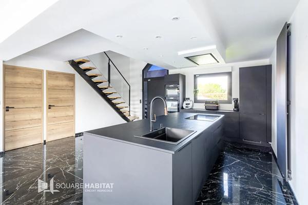 Maison à vendre 6 pièces 200m² Marquette-lez-Lille (59520)