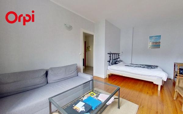 Appartement à louer    1 pièce • 33,10 m2 Lyon 6