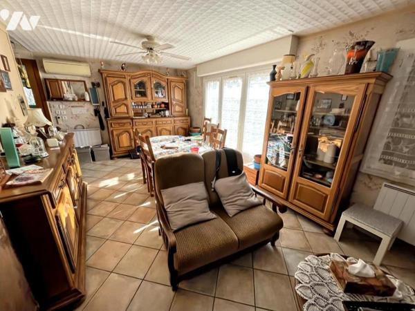 FLAGEY-ECHEZEAUX maison d'env 86 m² de plain-pied année 1970 sur terrain de 650 m²