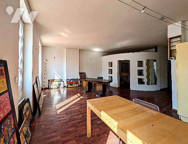 T3 traversant de près de 80 m² au 1er étage