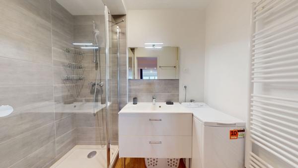 Appartement rénové 3 chambres ? Ascenseur, parking et cave ? Caen Sud-Est