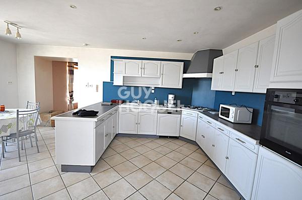 Maison à Aveize de 128 m2 sur une parcelle de 980 m²