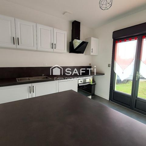 Maison individuelle sur 2 niveaux entièrement rénovée