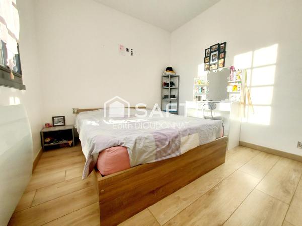 Maison individuelle sur 2 niveaux entièrement rénovée