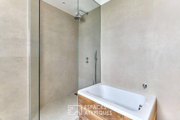 Maison rénovée par architecte avec terrasse proche Halle Pajol