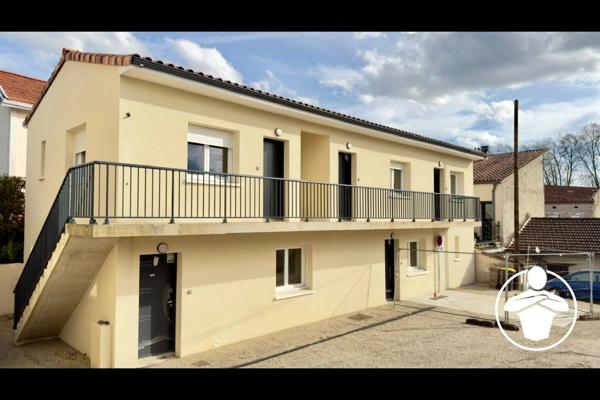 Location                                                      Studio
                        
                     1 pièces                      25 m2                     à Agen