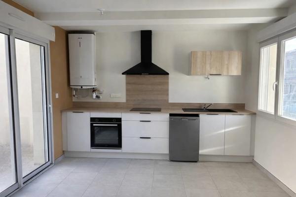 Location                                                      Studio
                        
                     1 pièces                      25 m2                     à Agen