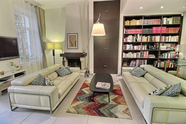 MARSEILLE 13008. Proche Prado, Rez-de-jardin avec dépendance