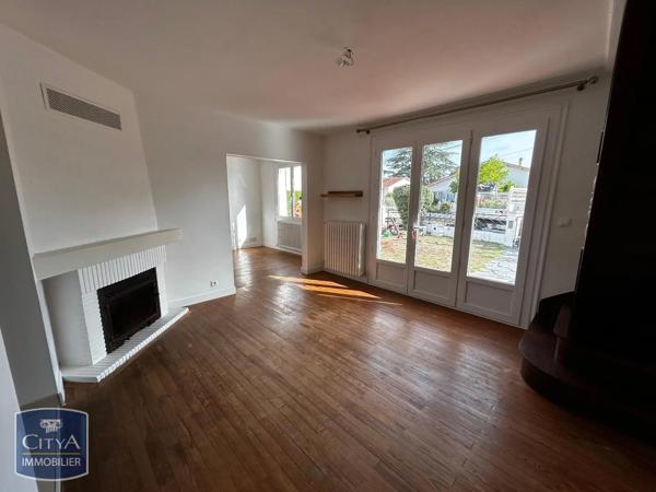 Maison à louer 5 pièces 99.85m² Mont-de-Marsan (40000)