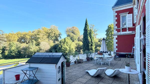 Appartement 4 pièces 151.7 m2