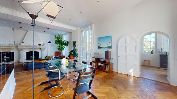 Appartement 4 pièces 151.7 m2