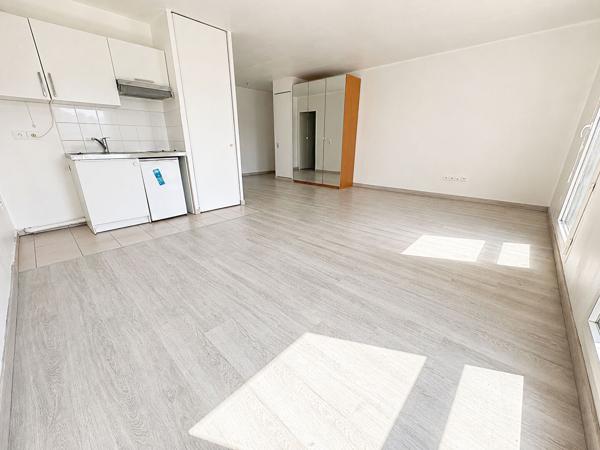 Appartement Rosny Sous Bois 1 pièce(s) 40 m2
