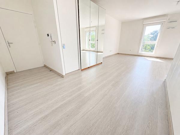 Appartement Rosny Sous Bois 1 pièce(s) 40 m2