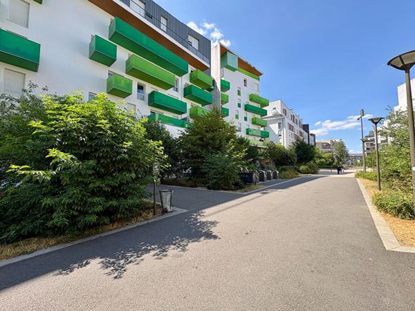 Appartement Rosny Sous Bois 1 pièce(s) 40 m2