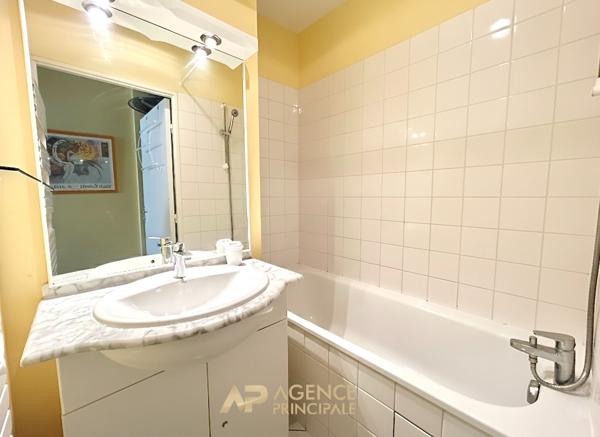 Appartement 3 pièces - Minimes €350 000 ** - Référence MR664D