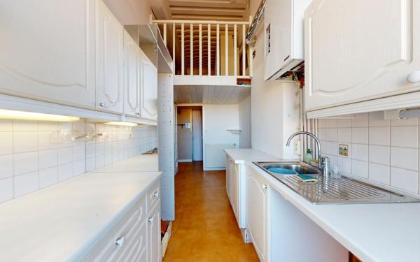 Appartement à vendre    2 pièces • 66,71 m2 Lyon 4