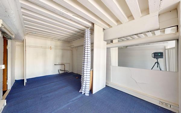 Appartement à vendre    2 pièces • 66,71 m2 Lyon 4