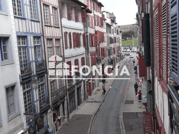 Location Studio 28.33 m² - 30 RUE PANNECAU Bayonne 64100