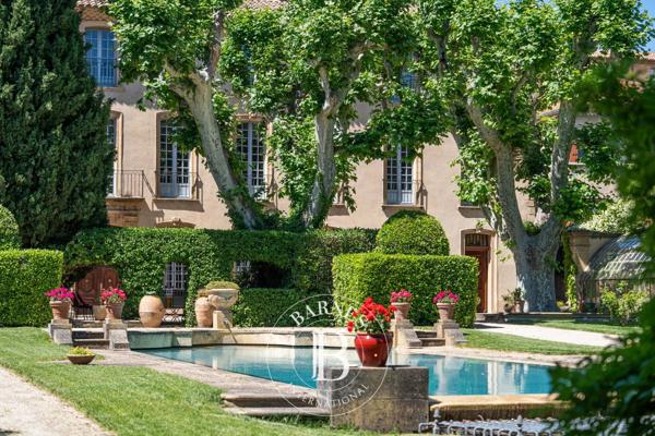 Aix-en-Provence, Bastide 8 Chambres -  640 m² à vendre
