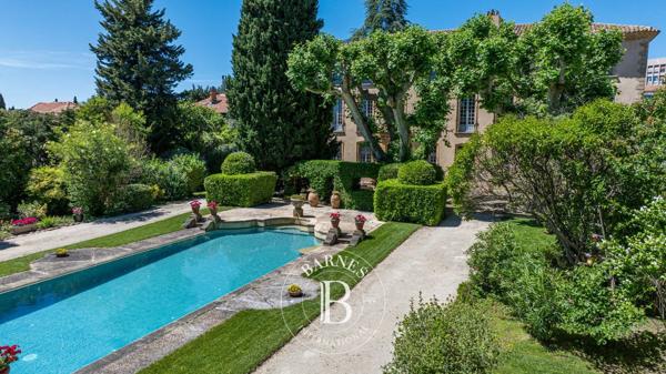 Aix-en-Provence, Bastide 8 Chambres -  640 m² à vendre