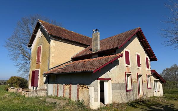 Maison à vendre    4 pièces • 135 m2 Mugron