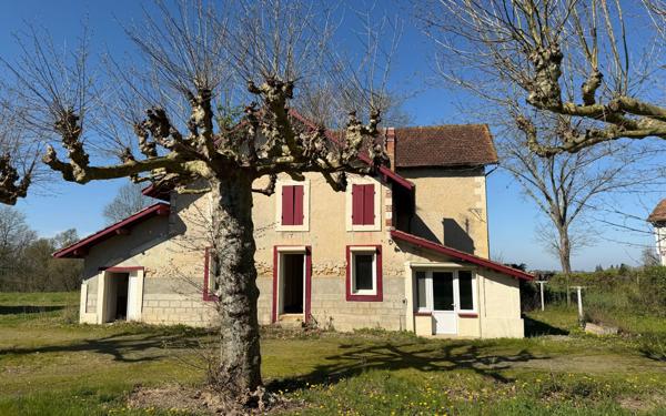 Maison à vendre    4 pièces • 135 m2 Mugron