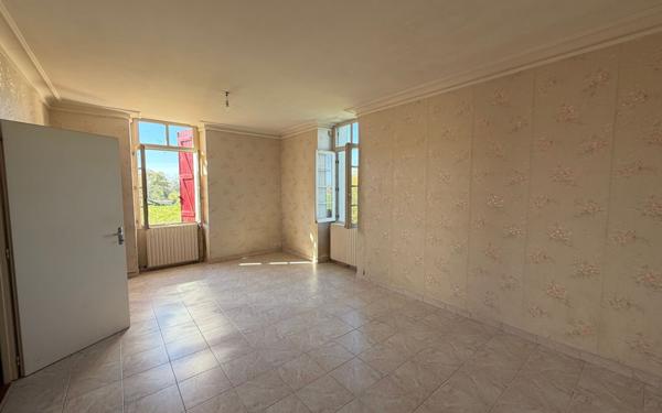 Maison à vendre    4 pièces • 135 m2 Mugron