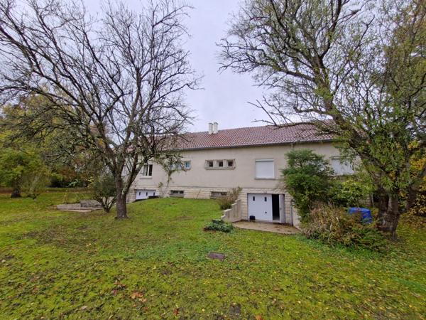 Ensemble de 2 MAISONS MITOYENNES sur SOUS-SOL sur TERRAIN de 4207m²