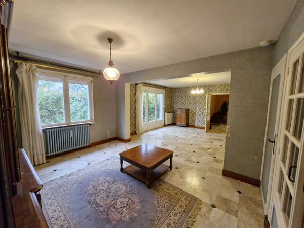 Ensemble de 2 MAISONS MITOYENNES sur SOUS-SOL sur TERRAIN de 4207m²