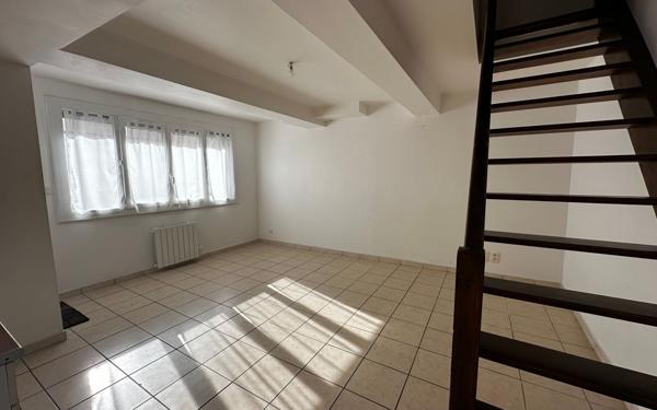 Maison à louer    3 pièces • 61,37 m2 Longages