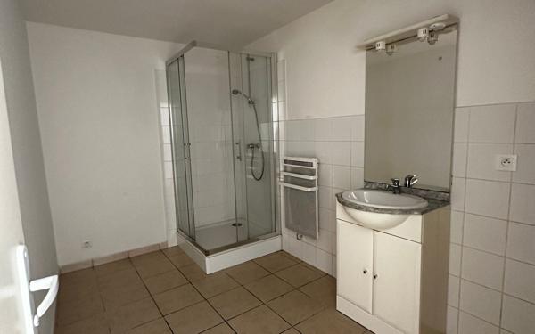 Maison à louer    3 pièces • 61,37 m2 Longages