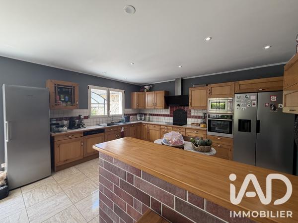 Maison à vendre 5 pièces 148 m² Villeneuve-la-Guyard