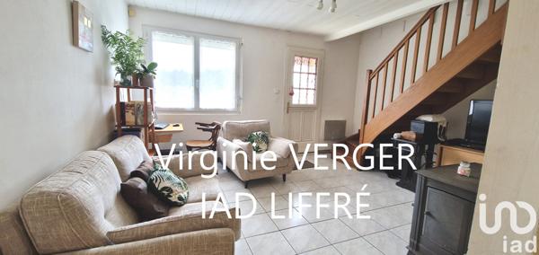 House for sale 4 rooms 104 m² Liffré