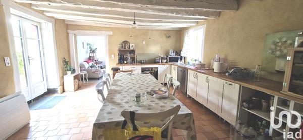 House for sale 4 rooms 104 m² Liffré
