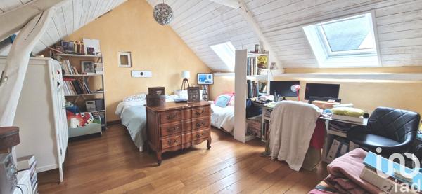 House for sale 4 rooms 104 m² Liffré