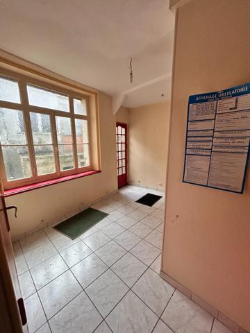 🏡 Ensemble immobilier polyvalent – Fort potentiel d’investissement et d’aménagement à Boulogne-Sur-Mer 🏠