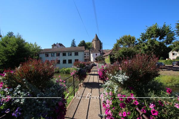 Le Creusot (71200) Immeuble idéal location saisonnière