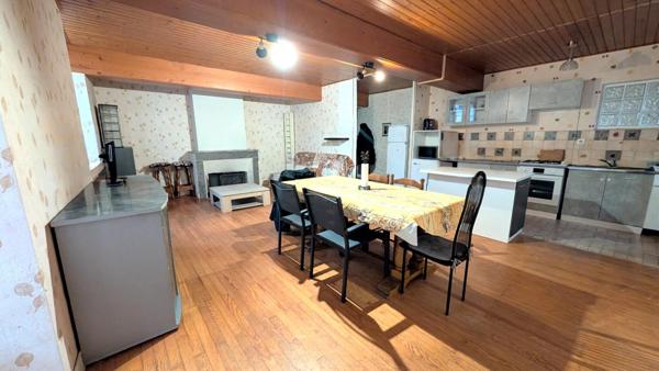 Maison 6 pièces 265 m²
