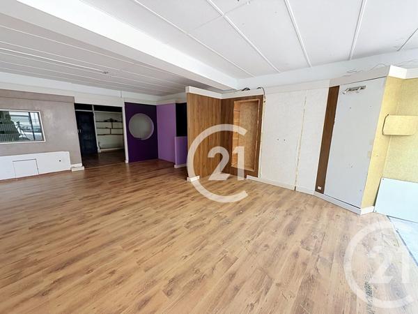 Maison à vendre  3 pièces - 191 m 2   JARNAC  - 16