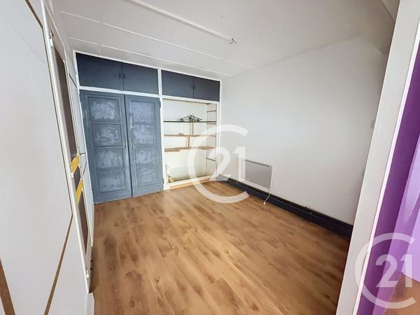 Maison à vendre  3 pièces - 191 m 2   JARNAC  - 16