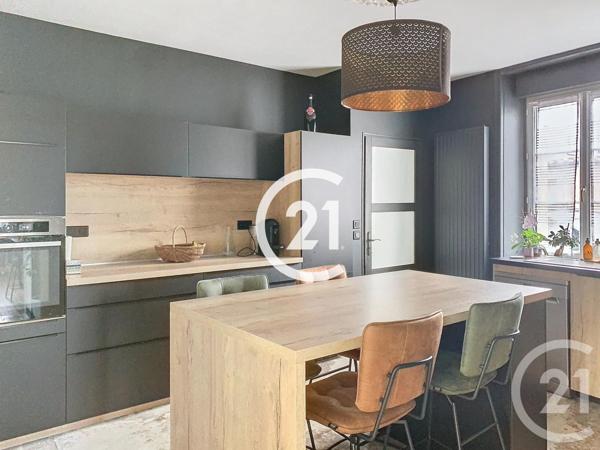 Maison à vendre  6 pièces - 200 m2 COGNAC - 16