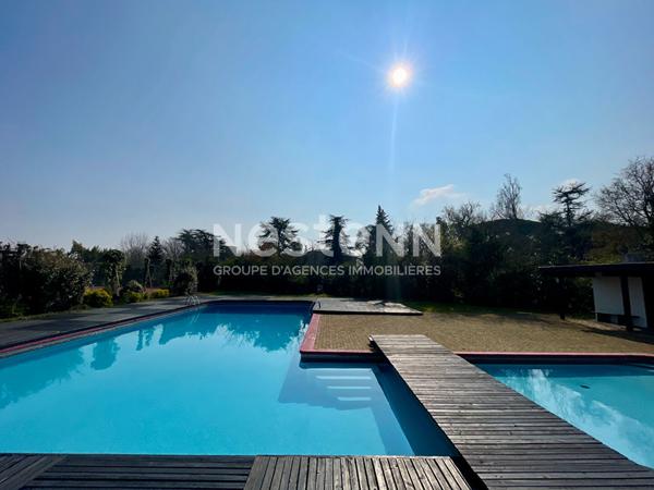 Maison Talence Forum-haut carré plain pied 147m2 terrain de 850 m2