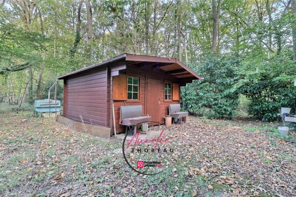 Terrain de loisirs boisé à Fay Aux Loges